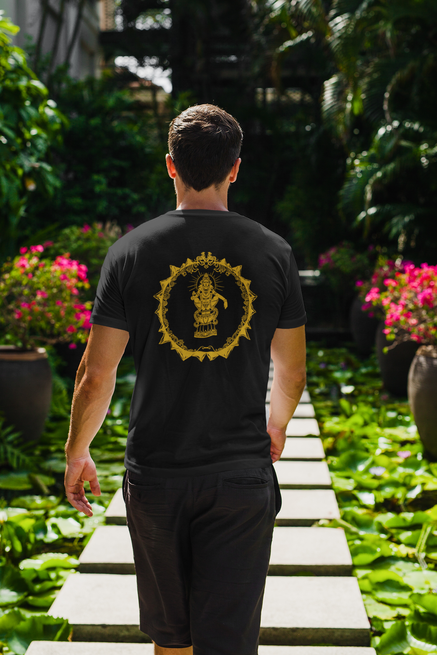 Classic T-Shirt: Kananavasan