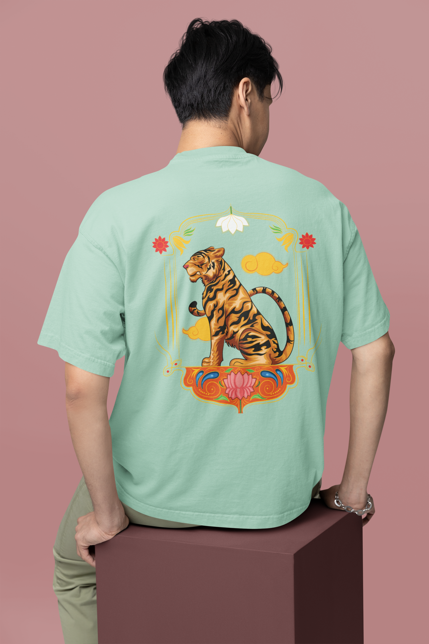 Oversized T-Shirt: Royal Tiger Truck Art