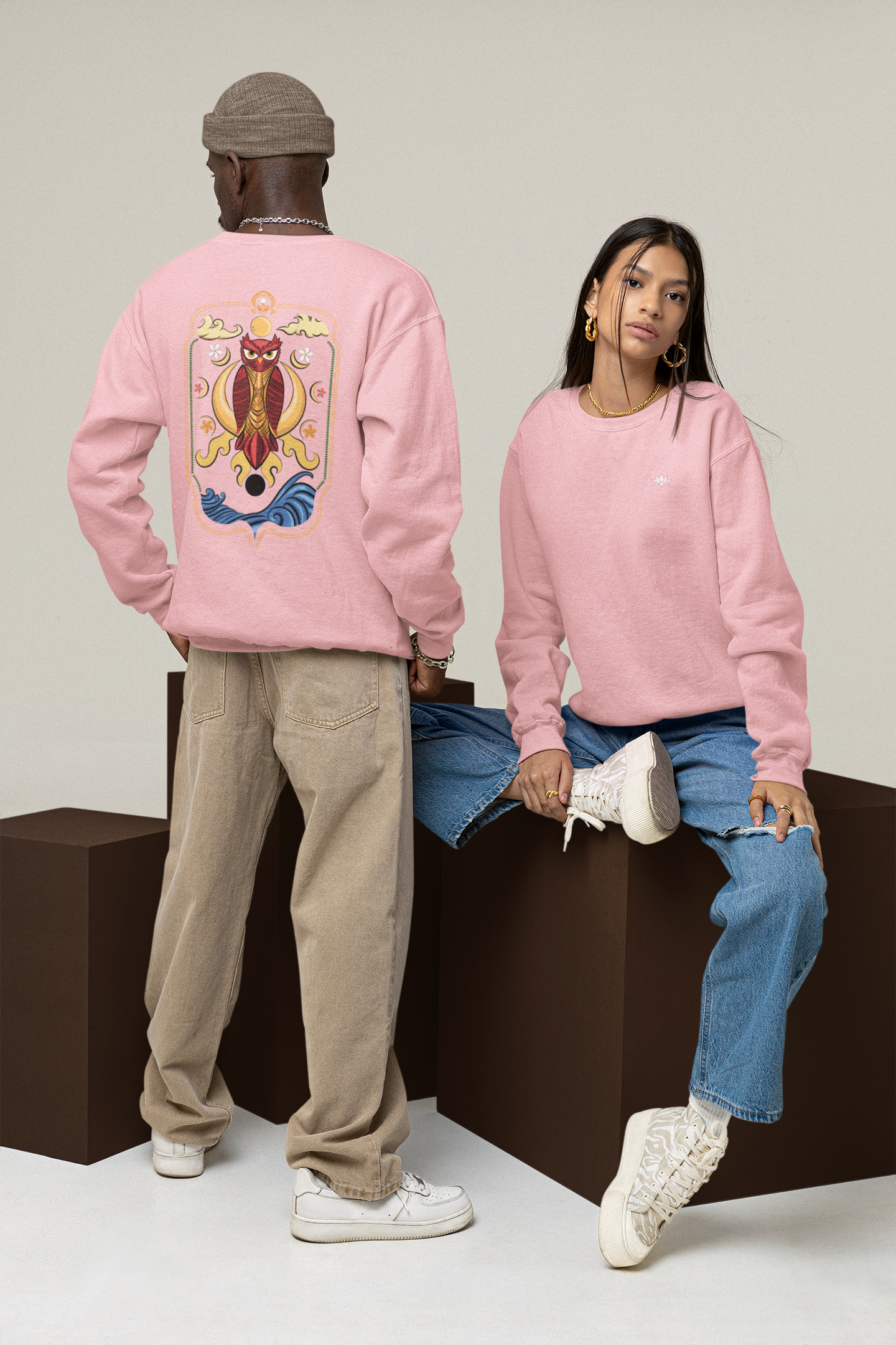 Oversized Sweatshirt: Mystic Owl