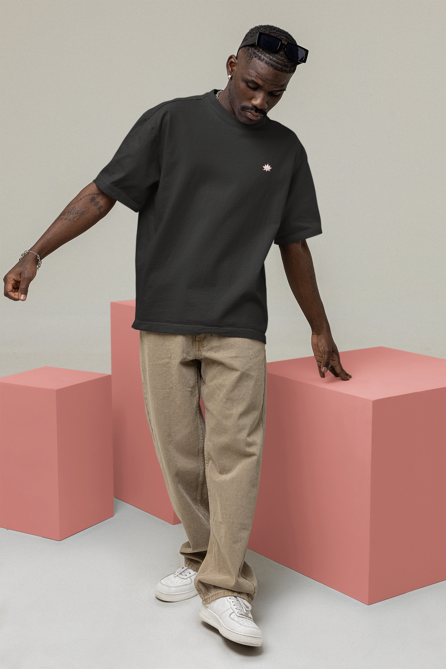 Oversized T-Shirt: Royal Tiger Truck Art